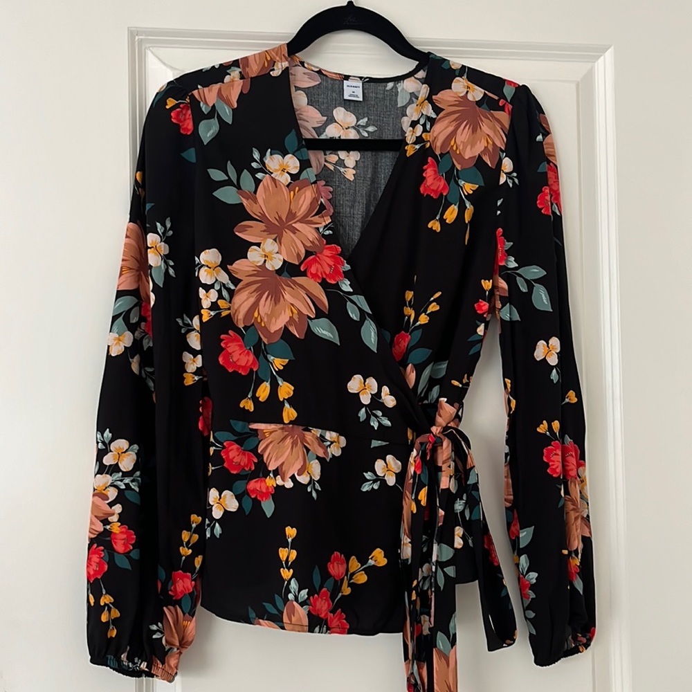 Old navy black floral blouse